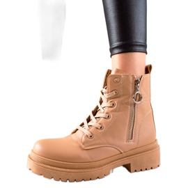 TRENDI Braune Trapper mit Reißverschluss