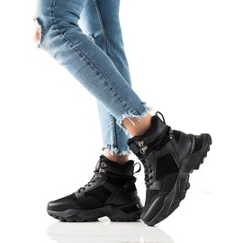 TRENDI Warme Schnürstiefel schwarz