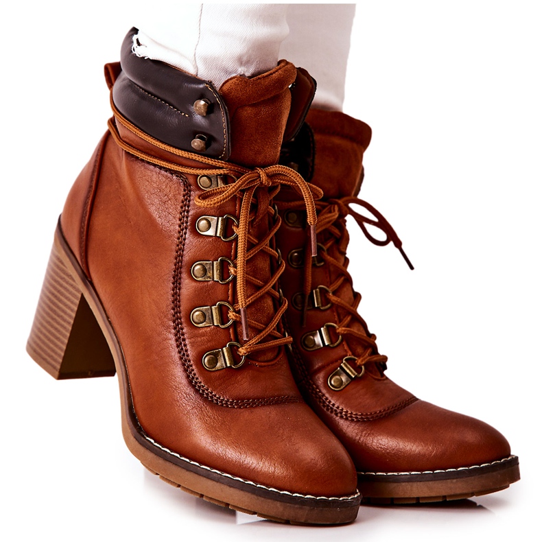 Warme Stiefel mit Absatz Camel Charmmis braun