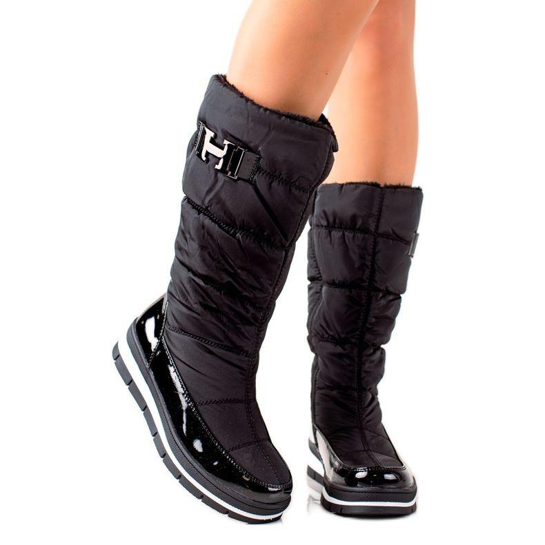 TRENDI Hohe schwarze Schneestiefel