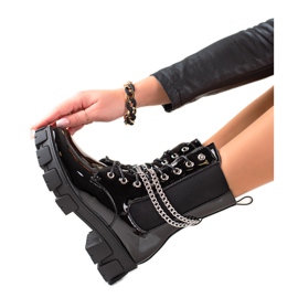 TRENDI Lackierte Arbeiter mit Ketten schwarz