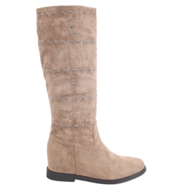 Stiefel auf einem versteckten Keil Ferto Khaki beige