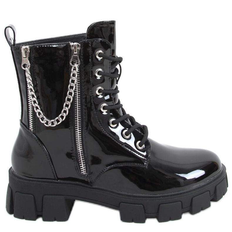 Stiefeletten aus Lackleder mit Kette Mina Black schwarz