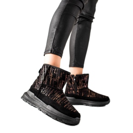 TRENDI Warmes Mukluki auf der Plattform schwarz golden