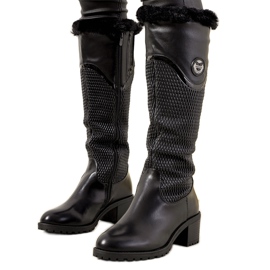 Schwarze Stiefel mit Fell von Vicenza