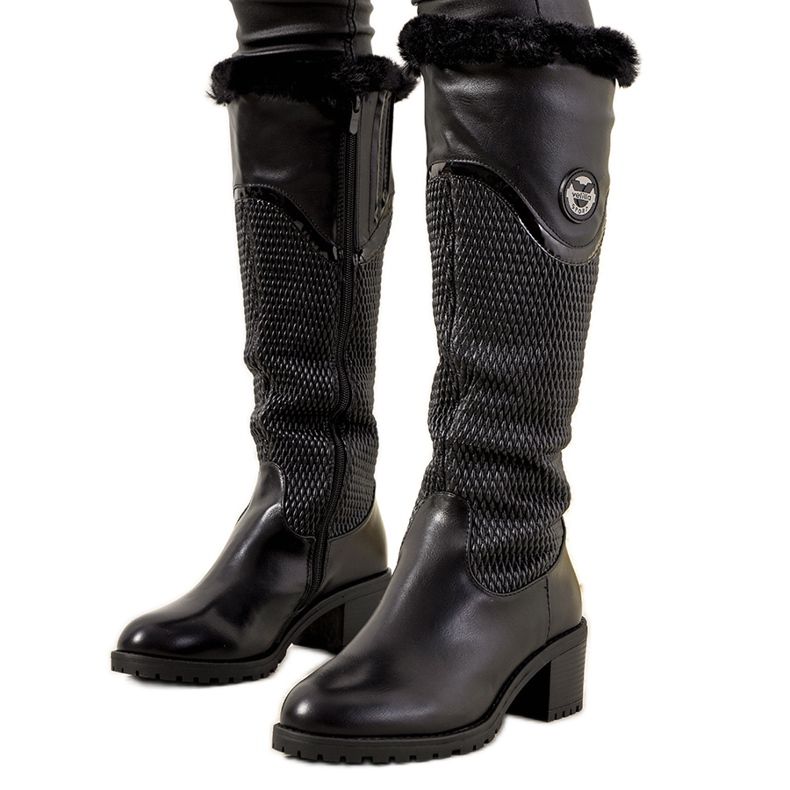 Schwarze Stiefel mit Fell von Vicenza
