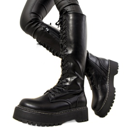 Schwarze isolierte Damenstiefel von Patino