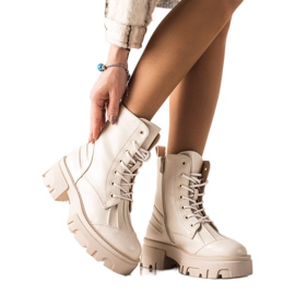 Seastar Stiefel Trapper auf der Plattform beige