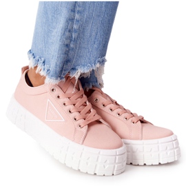 Rosa Sneaker von Frauen auf der Plattform