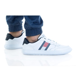 Tommy Hilfiger Essential Leather Cu M FMOFMO3904 weiß