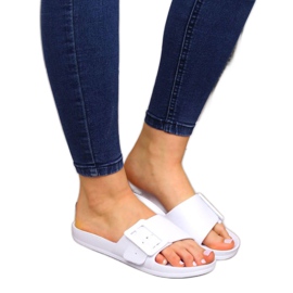 Strandhausschuhe Big Star W FF274A391 weiß