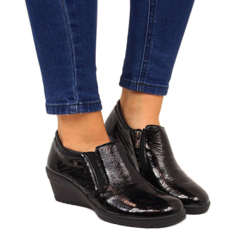 Lackierte Lederschuhe Helios W 389 schwarz