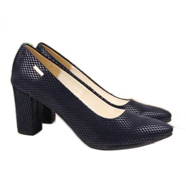 Pumps auf der Post Monique W 866 AN866F marineblau navy blau