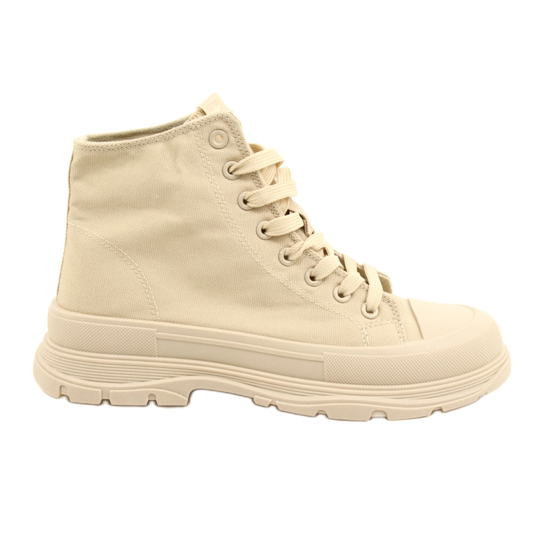 News Hohe Beige-Turnschuhe auf der Plattform 21SP02-1050