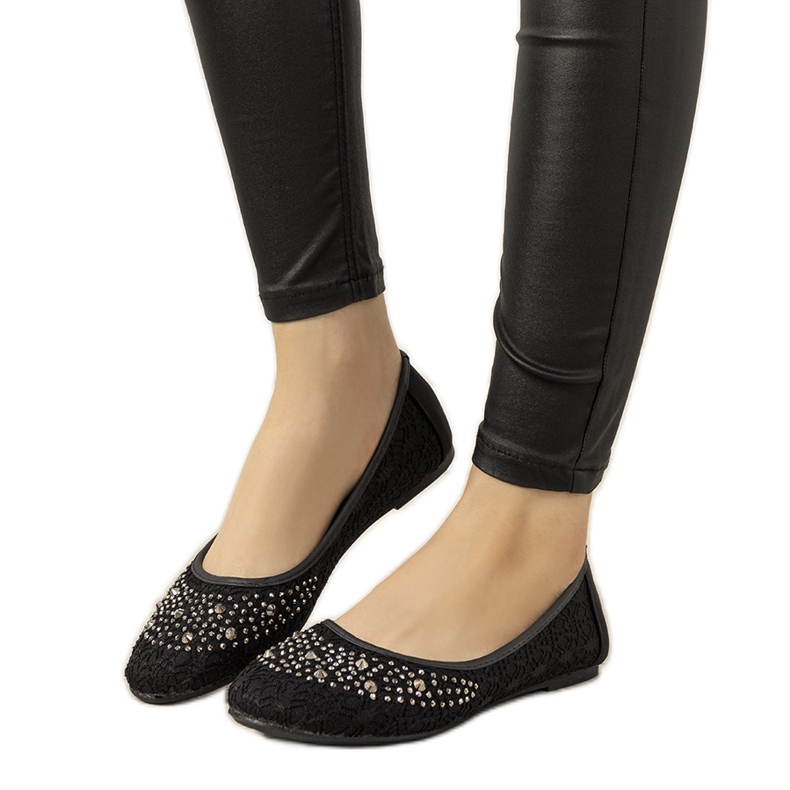 Rosa Spitzenballerinas mit East Side Zirkonia schwarz