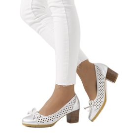 Pereira silberne durchbrochene Pumps