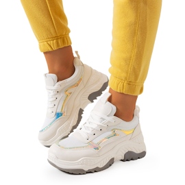 Beigefarbene Gossett-Turnschuhe weiß