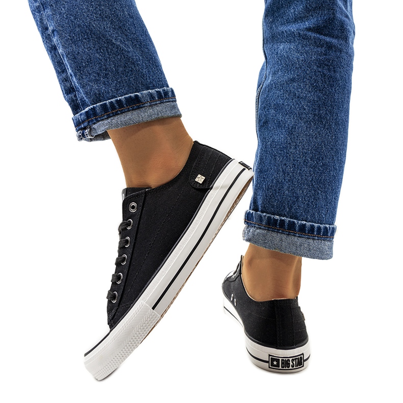 Big Star Schwarze klassische Turnschuhe DD274338 weiß