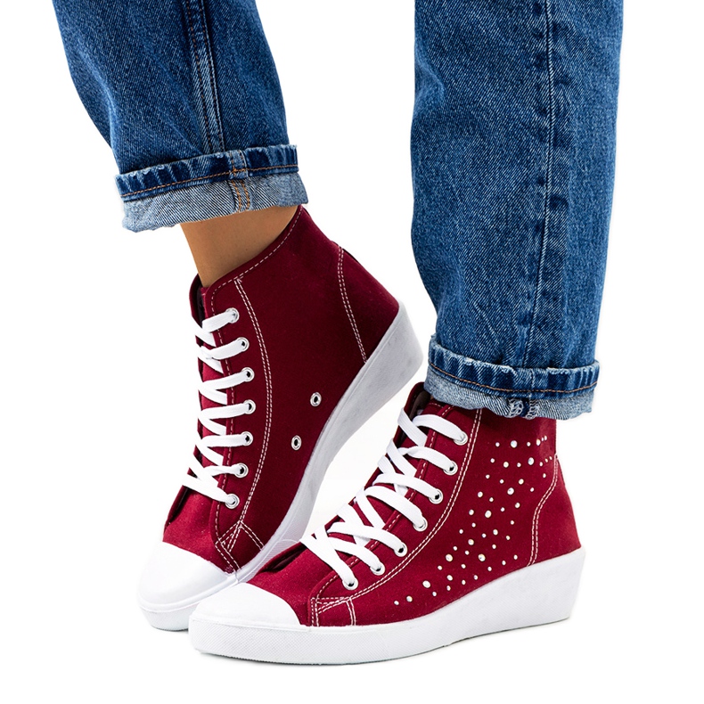 Burgunde knöchelhohe Sneakers auf dem Bondi Wedge rot