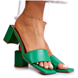 FJ1 Ledergrüne Netty-Sandalen auf hohem Absatz