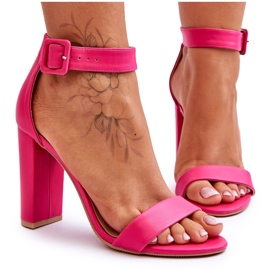 FB2 Georgina rosa Sandalen auf Absätzen