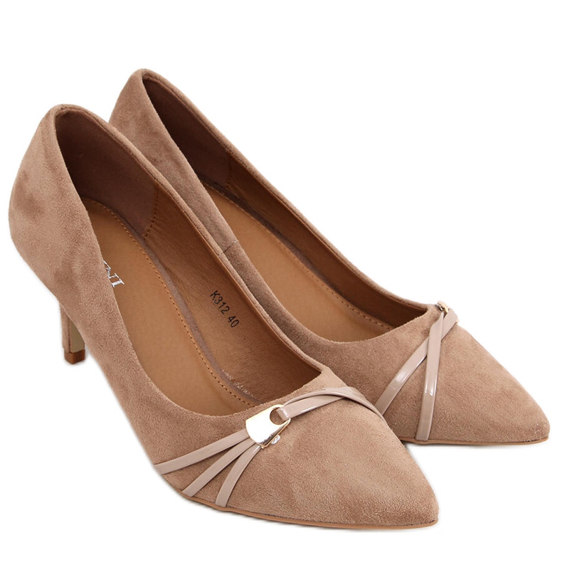 Pumps auf einer Nadel April Beige