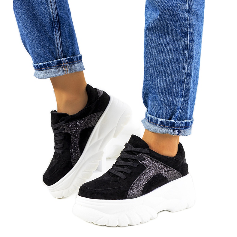 Schwarze Sport-Sneaker mit hoher Darnell-Sohle