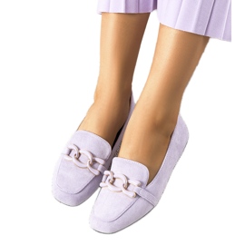 Lila Loafer mit eckiger Zehenpartie von Hattie