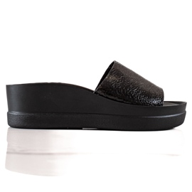 Goodin Schwarze Hausschuhe auf der Plattform