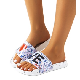Weiße Pantoffeln Love Big Star DD274A256 mehrfarbig