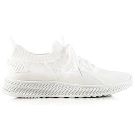 TRENDI Modische Sportschuhe weiß