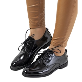 Schwarz lackierte Damenschuhe Gardi