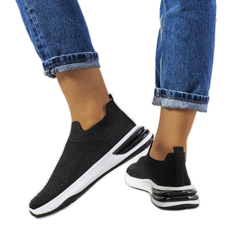 Schwarze sportliche Slip-on-Sneaker von Winston