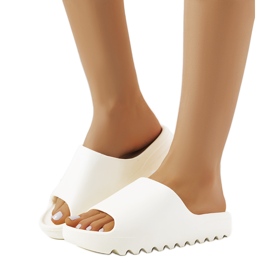 Weiße Gummipantoffeln von Christinia