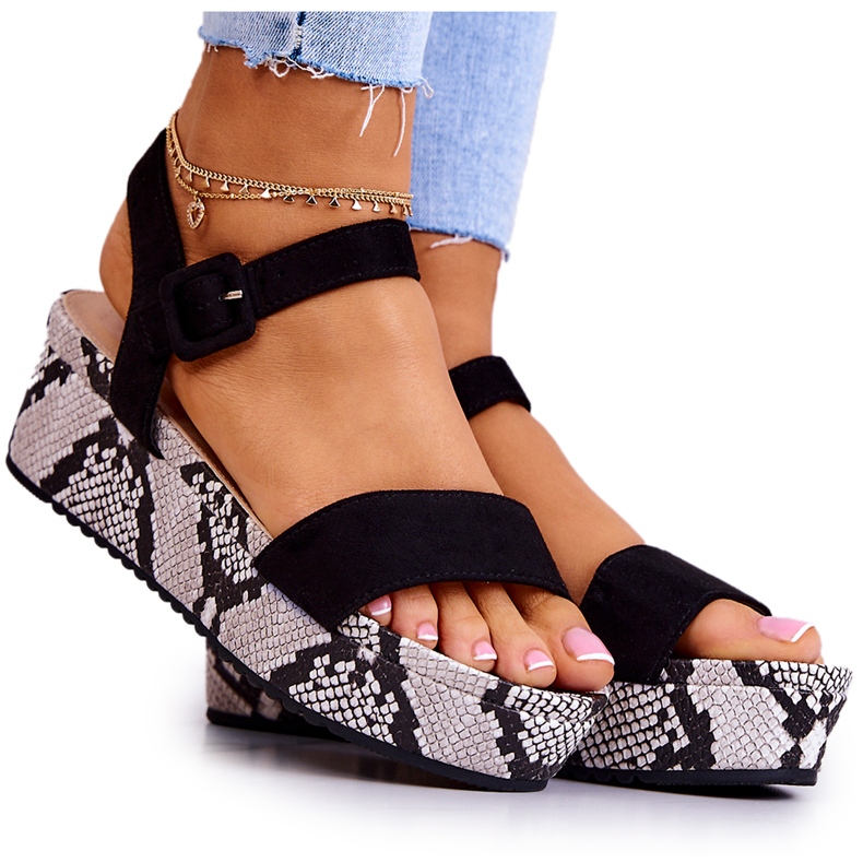 FW1 Wildledersandalen auf der schwarz-weißen Sariah-Plattform