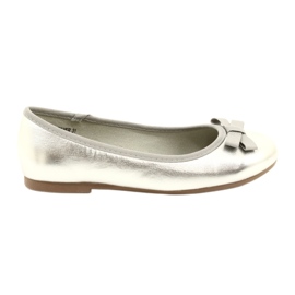 Miss Metallische Ballerinas der Mädchen mit einem silbernen Bogen