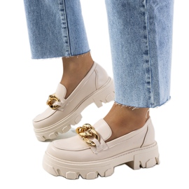 Beige Loafer mit Fouzia-Kette