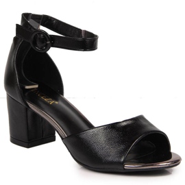 Schwarze Sandalen am Posten von Vinceza W JAN96A