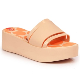 Gummipantoffeln auf der Plattform Zaxy W INT1708A nackt rosa