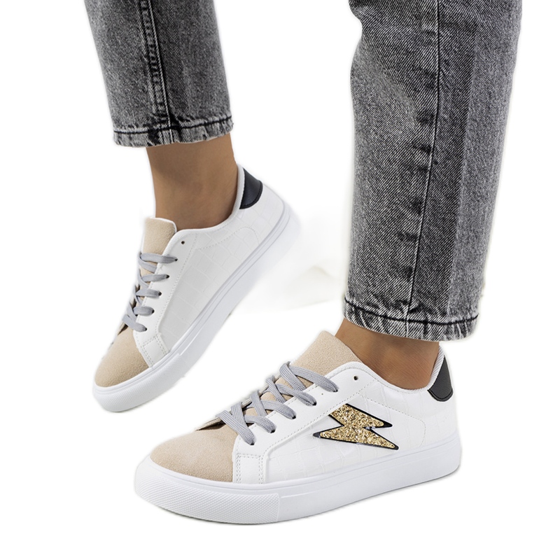 Dings weiße und beige Turnschuhe