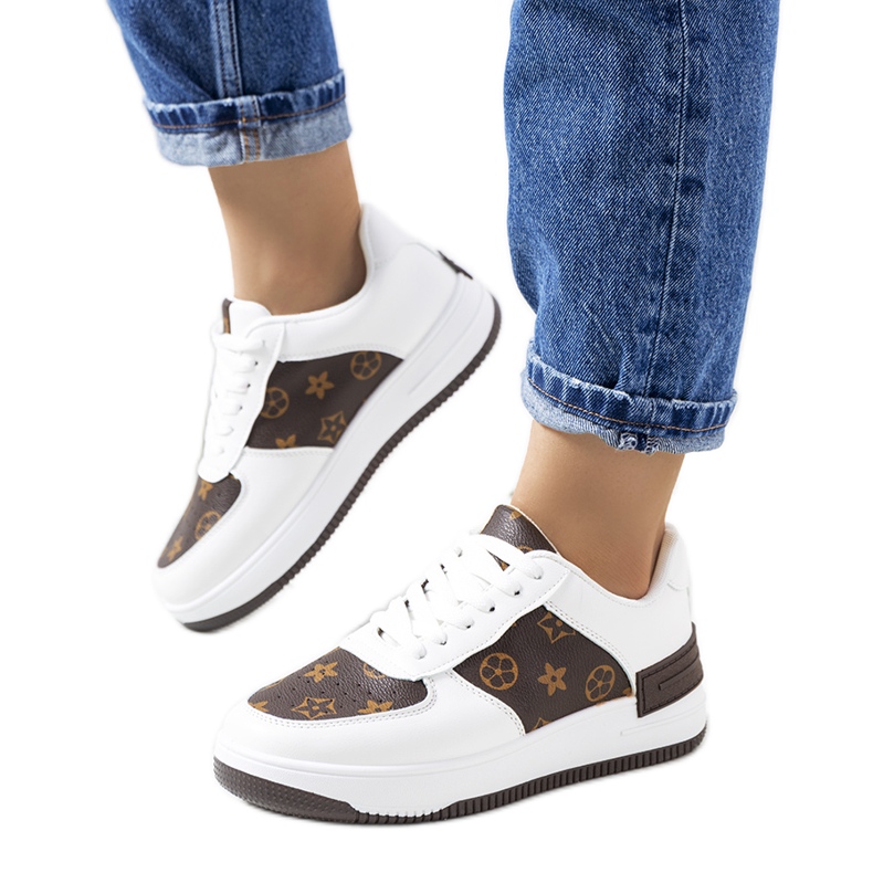 BM Weiße und braune Turnschuhe für Damen von Djenna gelb