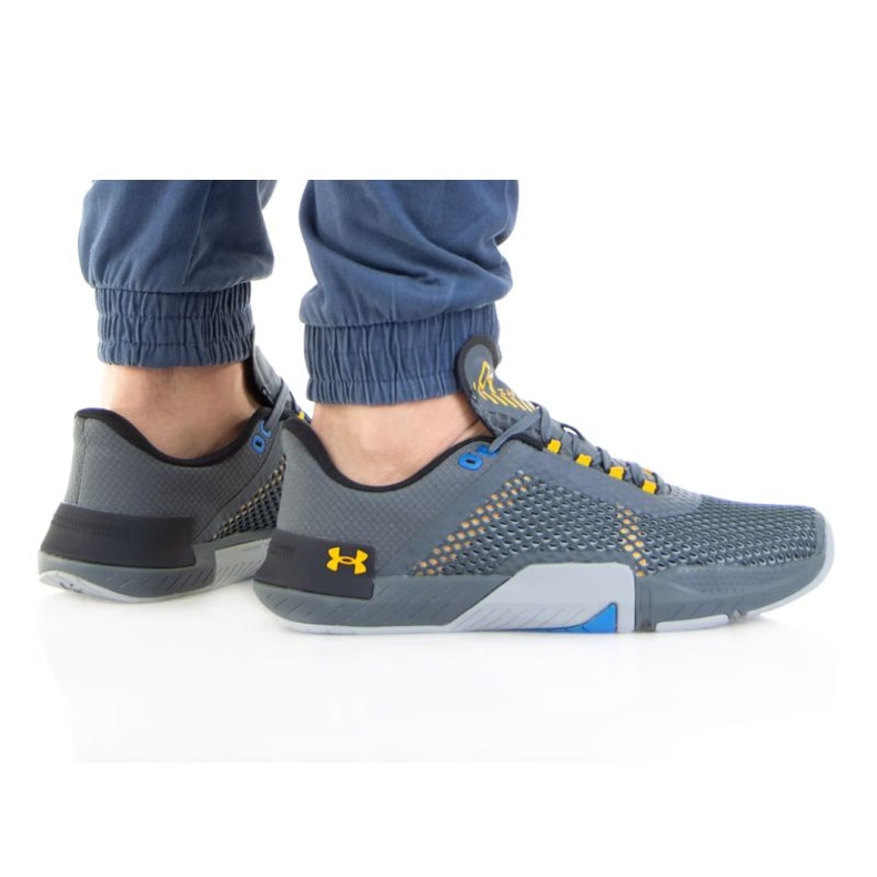 Under Armour Tri Base Regin 4 M 3025052-104 grau