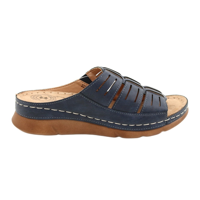 Frauenflip-Flops mit einem Openwork Evento 22SD98-4536 Marineblau Muster