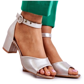 Ledersandalen mit hohem Absatz Vinceza 22-20100 Golden