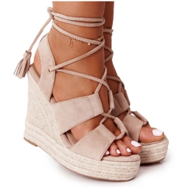 MSMG Gebundene Keilsandalen Beige Mallorca
