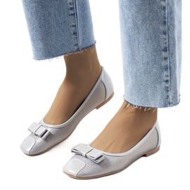 Rikke grau glänzende Ballerinas