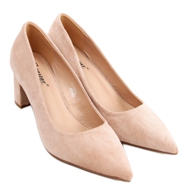 Pumpen auf dem Posten von Durga Khaki beige