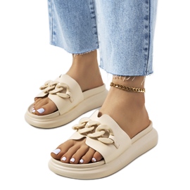 BM Beige Hausschuhe mit Levy-Kette