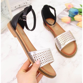 Damensandalen mit Nieten schwarz und silber Filippo