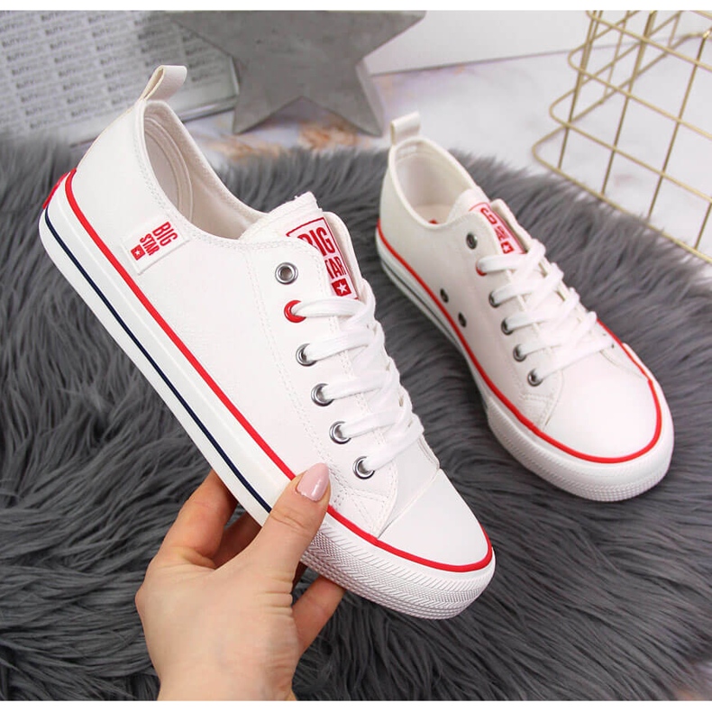 Low-Top-Sneaker aus weißem Kunstleder Big Star JJ274130